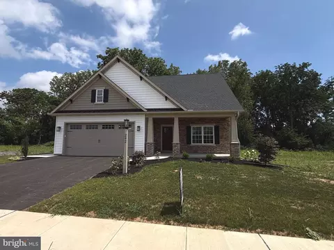242 Parkside Pl, Lancaster, PA 17602