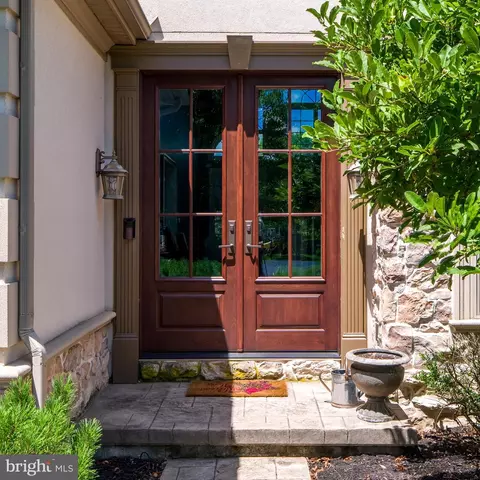 Entry Way - 5 Stoneridge Ln, Lititz, PA 17543 photo 1 of 3
