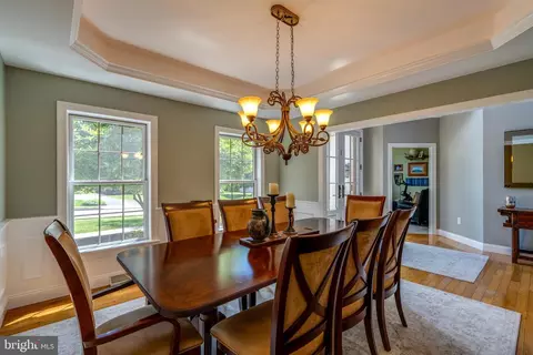 Dining - 5 Stoneridge Ln, Lititz, PA 17543 photo 2 of 2