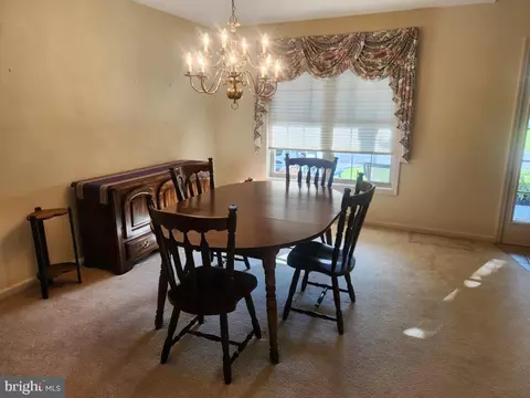 Dining - 342 N Locust St, Lititz, PA 17543 photo 2 of 2