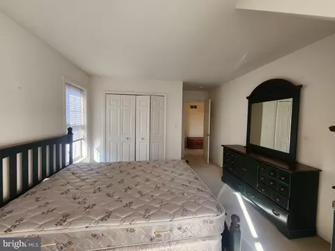 Bedroom - 342 N Locust St, Lititz, PA 17543 photo 2 of 2