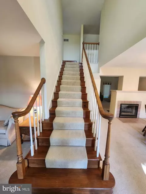 Entry Way - 342 N Locust St, Lititz, PA 17543 photo 4 of 4