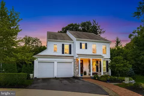 1214 Edgemoor Ct, Lancaster, PA 17601