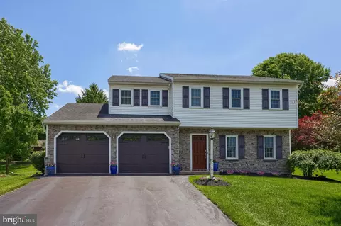 1708 White Water Rd, Lancaster, PA 17603