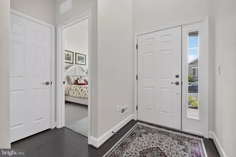 Entry Way - 430 Valor Dr, Lititz, PA 17543 photo 3 of 11