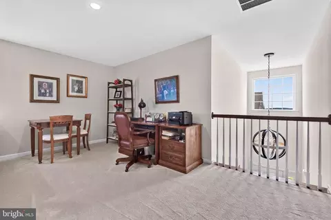 Entry Way - 430 Valor Dr, Lititz, PA 17543 photo 10 of 11