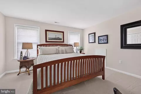 Bedroom - 430 Valor Dr, Lititz, PA 17543 photo 6 of 7
