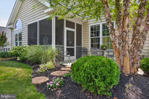 Exterior - 430 Valor Dr, Lititz, PA 17543 photo 8 of 12