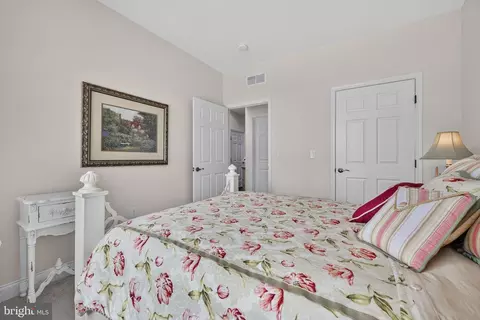 Bedroom - 430 Valor Dr, Lititz, PA 17543 photo 2 of 7