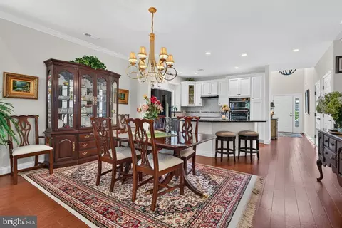 Dining - 430 Valor Dr, Lititz, PA 17543 photo 3 of 3
