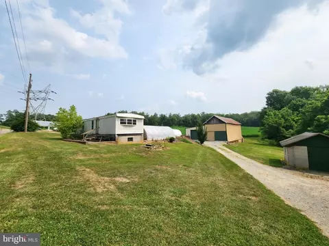 36 Old River Rd, Holtwood, PA 17532
