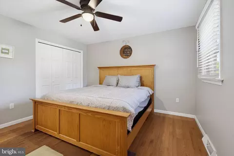 Bedroom - 103 Owl Hill Rd, Lititz, PA 17543 photo 2 of 8