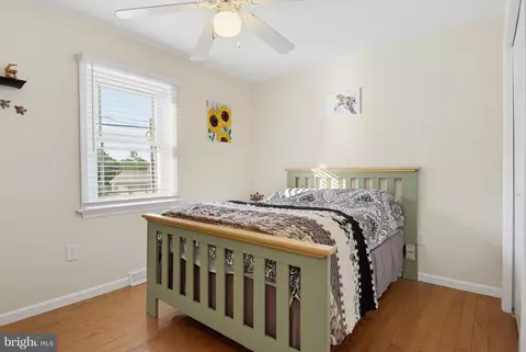 Bedroom - 103 Owl Hill Rd, Lititz, PA 17543 photo 4 of 8