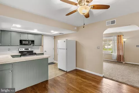Entry Way - 1108 Devonshire Rd, Lancaster, PA 17601 photo 1 of 1
