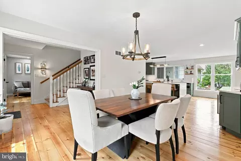 Dining - 744 Goose Neck Dr, Lititz, PA 17543 photo 2 of 2