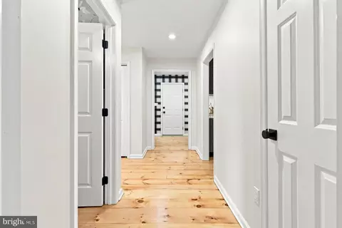 Entry Way - 744 Goose Neck Dr, Lititz, PA 17543 photo 2 of 7