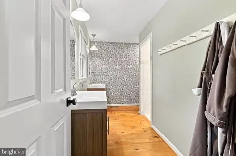 Entry Way - 744 Goose Neck Dr, Lititz, PA 17543 photo 5 of 7