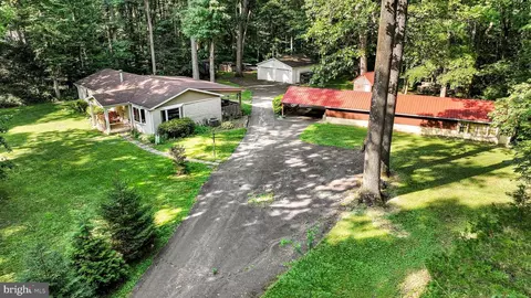 Exterior - 233 Acorn Ln, Lititz, PA 17543 photo 1 of 21