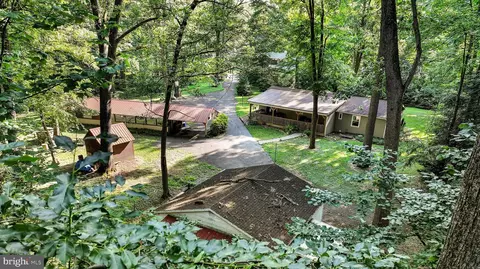 Exterior - 233 Acorn Ln, Lititz, PA 17543 photo 3 of 21