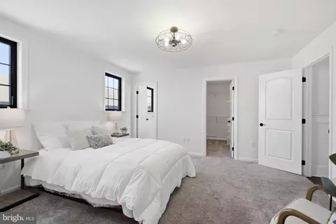 Bedroom - 5 Alexa Dr, Lititz, PA 17543 photo 11 of 13