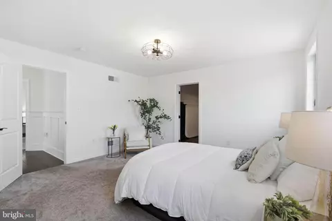Bedroom - 5 Alexa Dr, Lititz, PA 17543 photo 10 of 13
