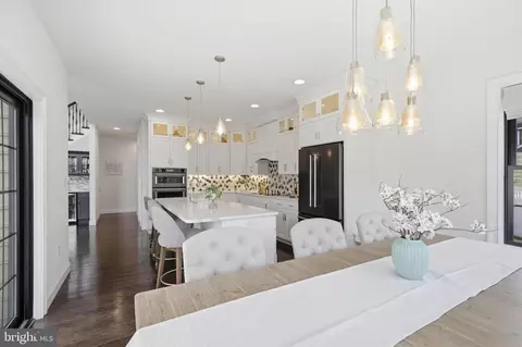 Dining - 5 Alexa Dr, Lititz, PA 17543 photo 3 of 3
