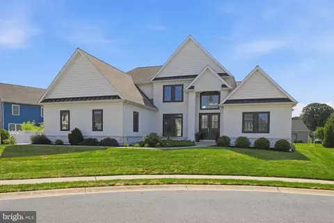 Exterior - 5 Alexa Dr, Lititz, PA 17543 photo 15 of 18