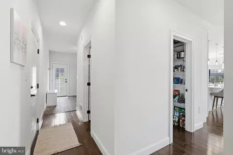 Entry Way - 5 Alexa Dr, Lititz, PA 17543 photo 9 of 24