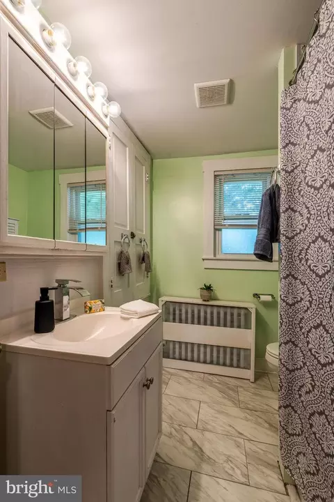 Bath - 375 E Main St, Lititz, PA 17543 photo 2 of 2