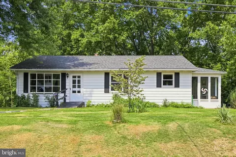 Exterior - 4533 Miller Dr, Mount Joy, PA 17552 photo 2 of 8