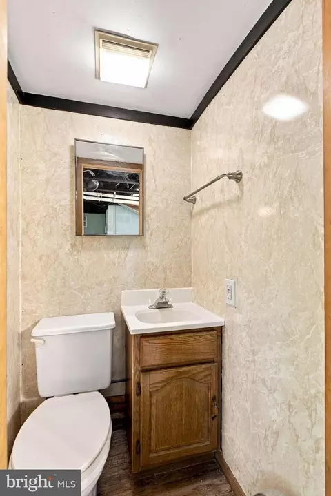 Bath - 4533 Miller Dr, Mount Joy, PA 17552 photo 2 of 2