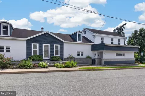 676 W Market St, Marietta, PA 17547