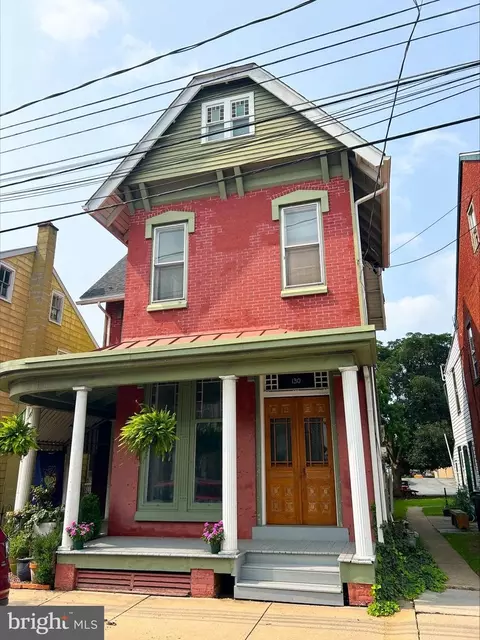130 S Main St, Manheim, PA 17545