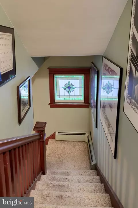 Entry Way - 26 W Lemon St, Lititz, PA 17543 photo 4 of 4