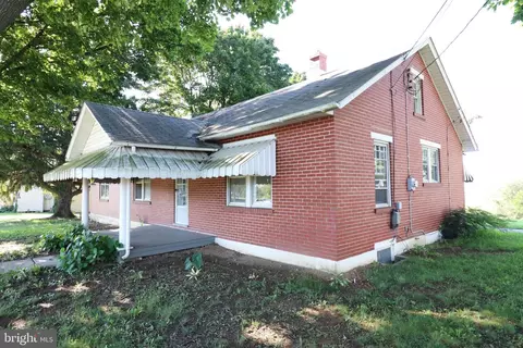 Exterior - 634 E 28th Division Hwy, Lititz, PA 17543 photo 5 of 5