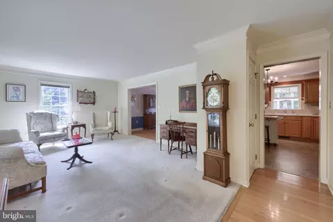 Entry Way - 348 Squire Ln, Lititz, PA 17543 photo 2 of 4