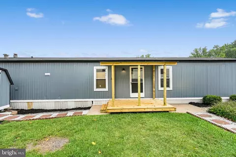 7 Spruce Dr, Reinholds, PA 17569