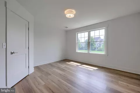 Bedroom - 513 Cheltenham Ct, Lititz, PA 17543 photo 2 of 4