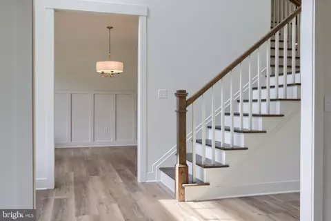 Entry Way - 513 Cheltenham Ct, Lititz, PA 17543 photo 8 of 20