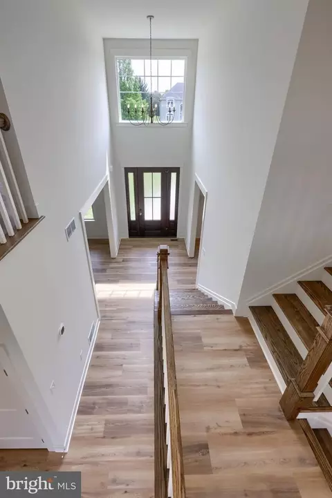 Entry Way - 513 Cheltenham Ct, Lititz, PA 17543 photo 16 of 20