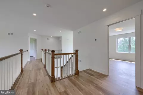 Entry Way - 513 Cheltenham Ct, Lititz, PA 17543 photo 18 of 20