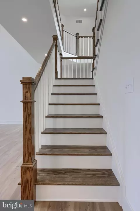 Entry Way - 513 Cheltenham Ct, Lititz, PA 17543 photo 10 of 20