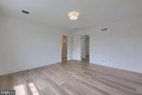 Entry Way - 513 Cheltenham Ct, Lititz, PA 17543 photo 19 of 20