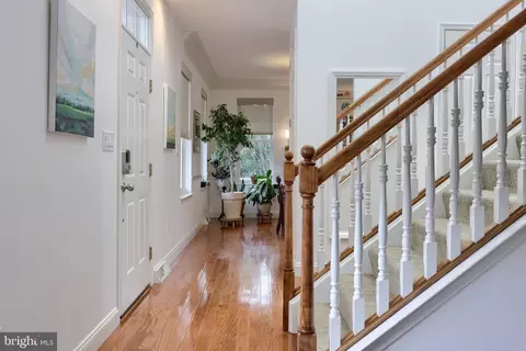 Entry Way - 900 Sloan St, Lititz, PA 17543 photo 1 of 6
