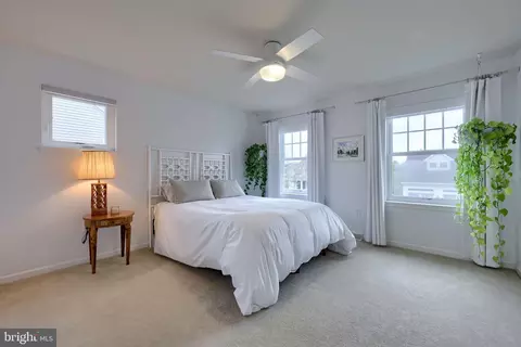 Bedroom - 900 Sloan St, Lititz, PA 17543 photo 3 of 5