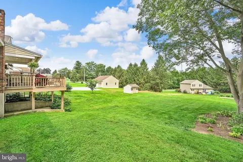 Exterior - 513 Lincoln Rd, Lititz, PA 17543 photo 4 of 8