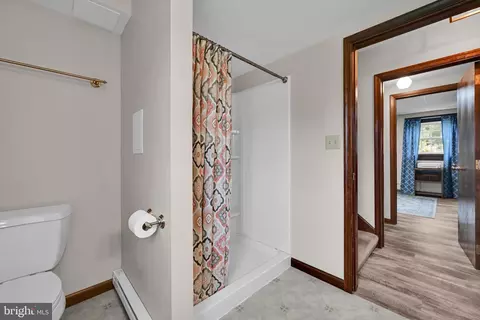 Entry Way - 513 Lincoln Rd, Lititz, PA 17543 photo 2 of 2