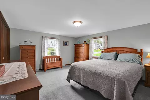 Bedroom - 513 Lincoln Rd, Lititz, PA 17543 photo 1 of 4