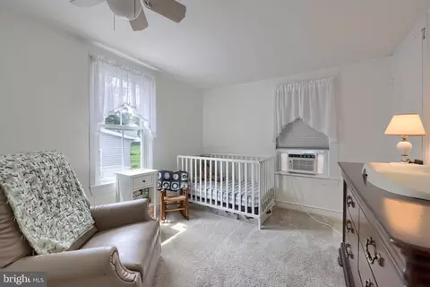 Bedroom - 925 Maple St, Lititz, PA 17543 photo 1 of 2