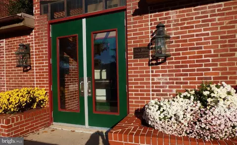 50 N Pine St, Marietta, PA 17547